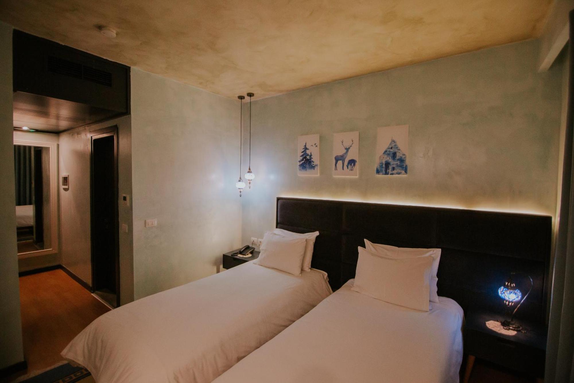 Dim'S Hotel & Restaurant Korce Eksteriør bilde