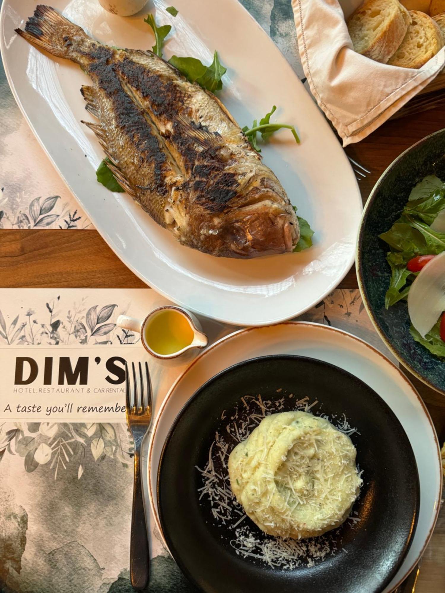 Dim'S Hotel & Restaurant Korce Eksteriør bilde